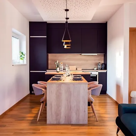 Apartman Eden Roznov pod Radhostem Exterior photo
